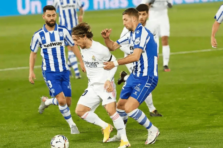 周日021 西甲对决：马竞轮换保杯赛 贝蒂斯残阵哀兵求复仇